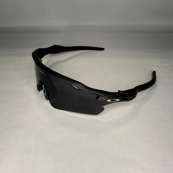 Oakley Radar EV Path Polarized Sunglasses Black Men’s 009208 - Picture 6 of 6